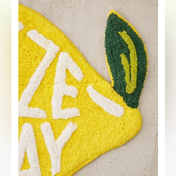 Urban Outfitters Squeeze The Day Bath Mat NWT - Picture 3 of 16